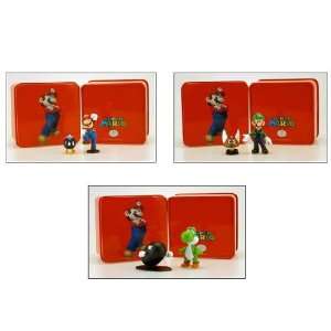  Super Mario Figure Tins Case Of 12: Toys & Games