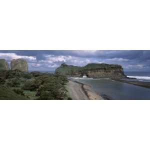  Rock Formations on the Coast, Hole in the Wall, Coffee Bay 