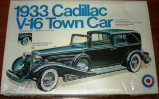 Entex 116 1933 Cadillac V 16 Town Car #9029  