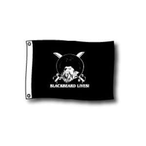  Blackbeard lives!   Pirate Flags: Patio, Lawn & Garden