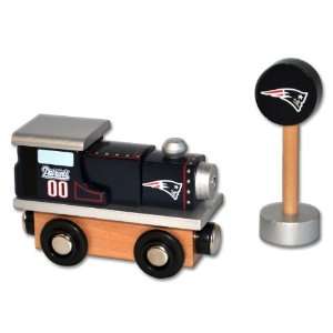  NFL All Star Wooden Train, NE Patriots Toys & Games