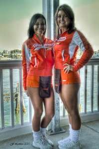   NEW HOOTERS ORANGE NEW STYLE POLYESTER TRACKSUIT & SEPERATES XXS   L