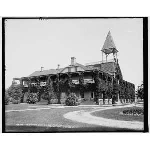  Chicago Club House,Charlevoix