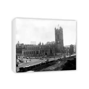  Manchester Cathedral 1960s   Canvas   Medium   30x45cm 