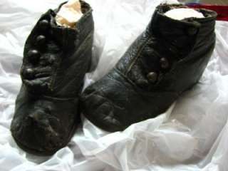 ANTIQUE PR BABY HIGH TOP BLACK LEATHER BUTTON UP SHOES  