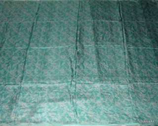 Green OLD Vintage 5+ yards Indian Pure Silk Vintage Sari Fabric 