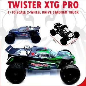  TWISTER XTG PRO GREEN: Toys & Games