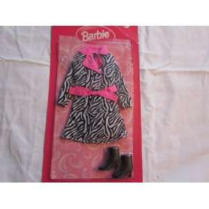  Barbie Coat Collection Fashions 1998 Toys & Games