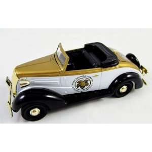  Classic 1937 Chevrolet Car Bank Diecast Car   Pabst 