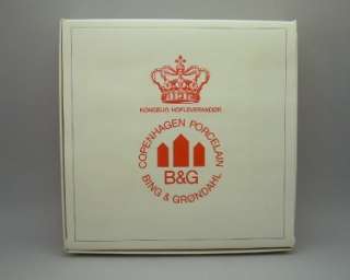 Bing & Grondahl B&G Xmas in the Village Swan Plate 1974  