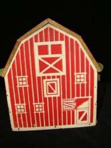 VINTAGE FARMYARD BARN TOY SET & ACCESSORIES