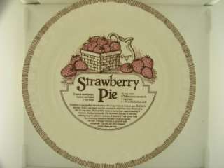 Royal China by Jeannette Strawberry Pie Recipe Pie Plate 11  
