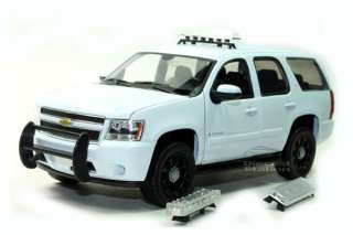 2008 CHEVY TAHOE POLICE CAR SUV 1/24 W/ SHOW CASE WHITE  