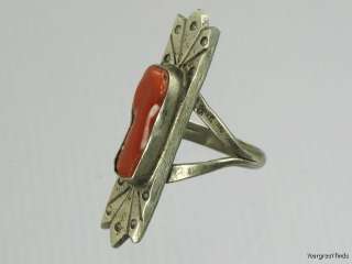 VINTAGE SOUTHWESTERN TRIBAL TUFA CAST STERLING SILVER RED CORAL RING 