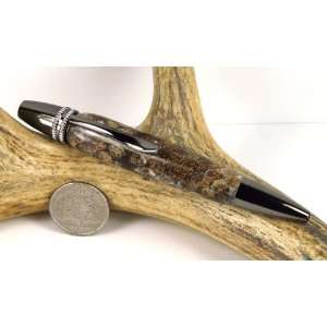  Diamondback Rattlesnake Carbara Pen With a Black Titanium 