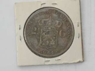 Lot Curacao 1 and 2 1/2 Gulden 1944D silver coins  