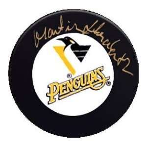  Martin Straka autographed Hockey Puck (Pittsburgh Penguins 