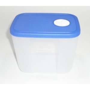   Storage Container with Sapphire Blue Seal & Use By Date Dial
