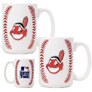   Cleveland Indians Game Ball Ceramic Coffee Mug Set: Kitchen & Dining