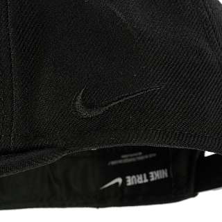   NIKE TRUE SNAPBACK HAT MENS Size One Black White Official Cap  