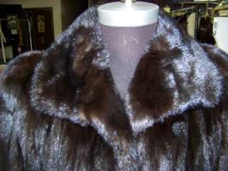 FUR;14) PRE OWNED FEMALE RANCH MINK COAT WITH WING COLLAR 47  X LARGE 