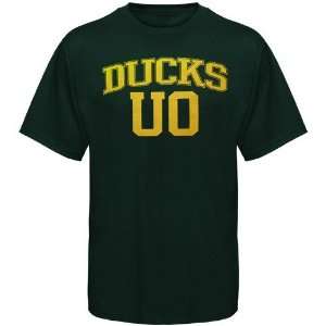 Oregon Ducks Green Universal Logo T shirt:  Sports 