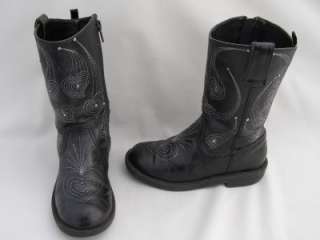 These Place western cowgirl boots are size 12 medium. They are so cute 