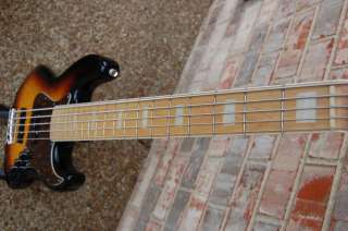 Sadowsky Metro Ultra Vintage 5 string Bass  
