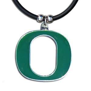  Oregon Ducks College Team Logo Pendant: Sports & Outdoors