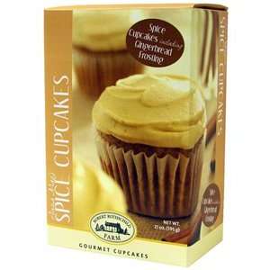 Robert Rothschild Farm Spice Cupcakes with Gingerbread Frosting 