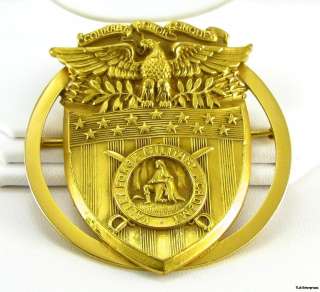 VALLEY FORGE MILITARY ACADEMY   14k Gold Large BADGE  