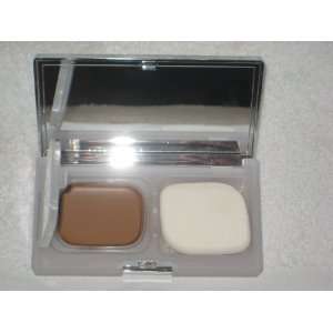  Clinique Superbalanced Compact Makeup SPF 20 in Warm Wheat 