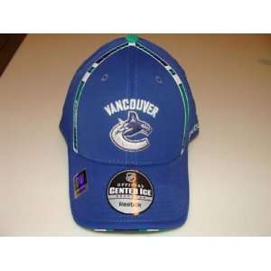 Vancouver Canucks 2011 Draft Hat Cap S/M NHL Hockey   Mens NHL Fitted 