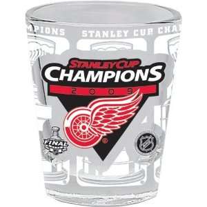 Detroit Red Wings 2009 NHL Stanley Cup Champions 2oz. Frosty Bottoms 