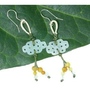  Eternity Knot Carving Jade Earrings Represent Union of a Marriage 