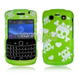   White Skulls Hard Design 2 Pc Faceplate Case for BlackBerry Bold 9700