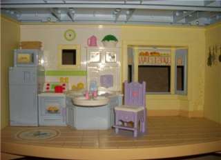 FISHER PRICE LOVING FAMILY SWEET SOUNDS DOLLHOUSE  