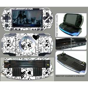 PSP Black Hearts Skin & Desktop Charger / Loud Speaker with Match Skin