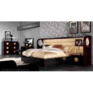  Vig Furniture Armani Xavira Queen Leather and Lacquer Bed 