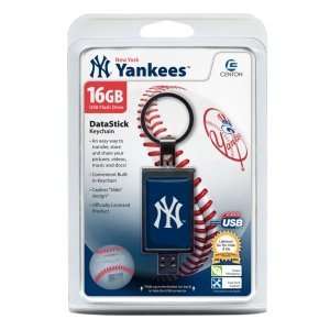  Centon DataStick Keychain MLB New York Yankees 16 GB USB 2 